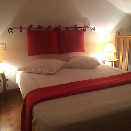 Chambres D'Hotes Les Templiers Rugney Bilik gambar